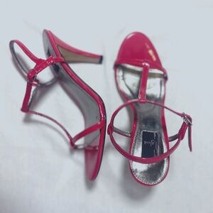 Glint Hot Pink Strap Sandal heel. Patent leather.